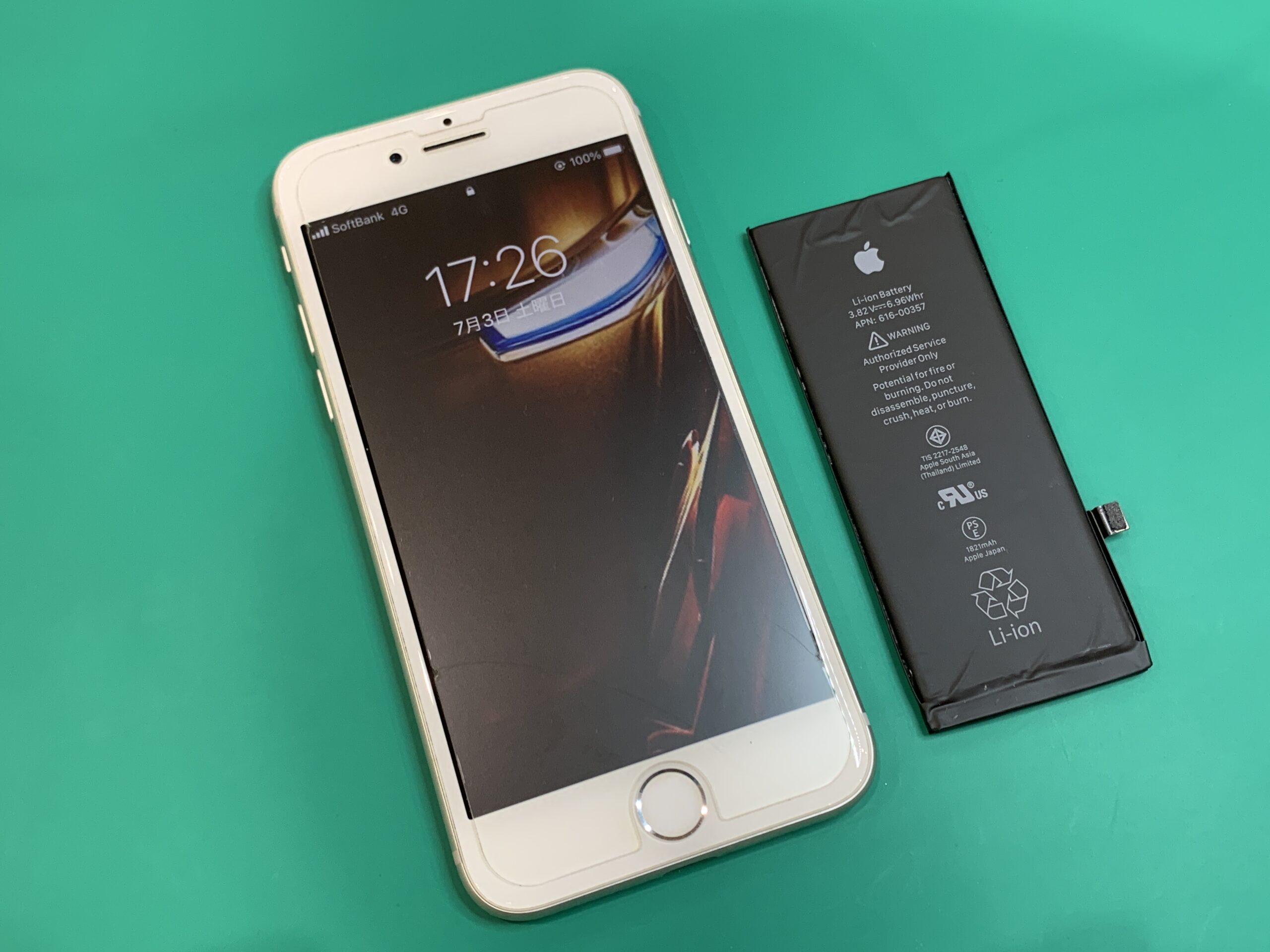 良好品】 iPhone 6S Plus 64GB iOS15.7.5 SoftBank解除 液晶パネル新品 
